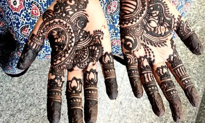 Sushma's mehandi art